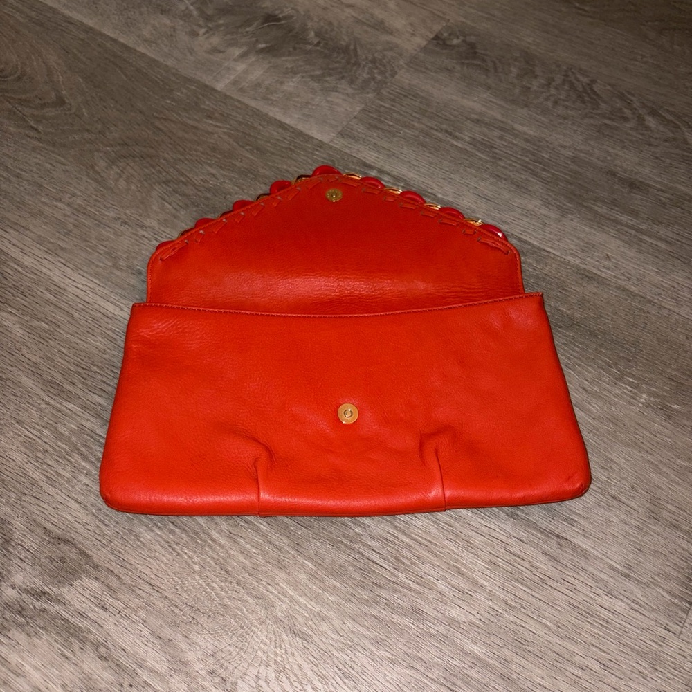 RARE! MICHAEL Michael Kors Orange Clutch with Gold Chain - Picture 10 of 10